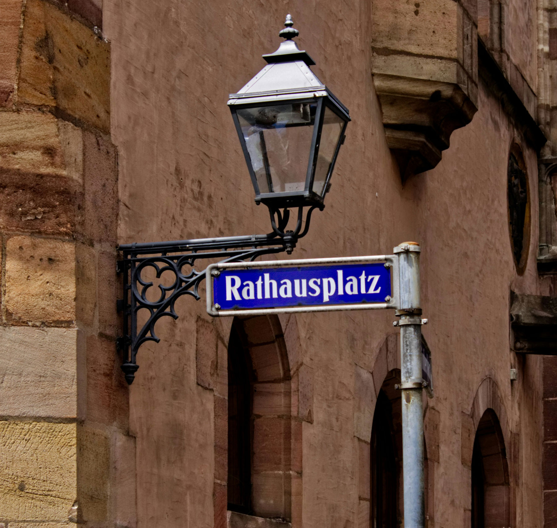 4 Tips for Overcoming Language Barriers