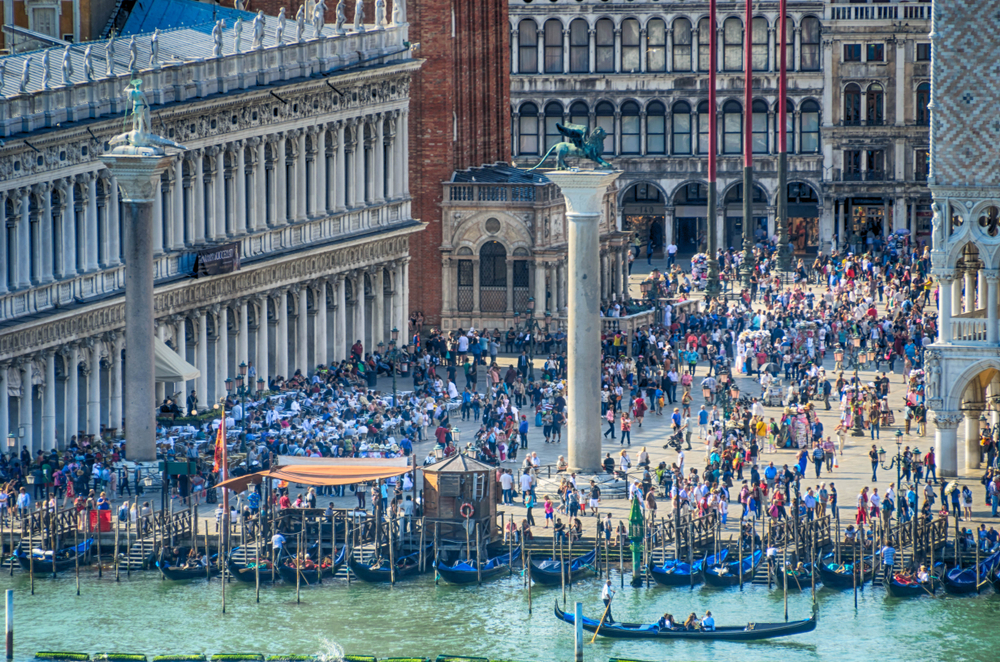 Venice Begins Plan to Crack Down On Over-Tourism